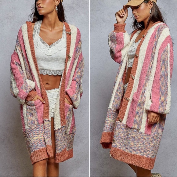 POL Color Block Chenille Pockets Open Front Loose Cardigan - Picture 2 of 3